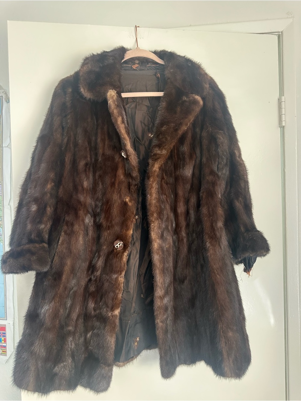 Vintage Women’s Brown Fur Coat - Classic Winter Coat